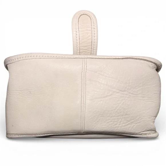 Sold - Picture 6 of 8